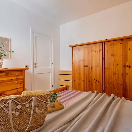 Sardinia Re - Beach Flat * Alghero